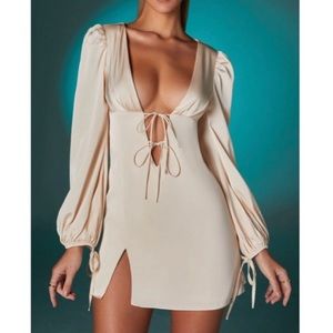 Oh Polly Vanna Balloon Sleeve Mini Dress